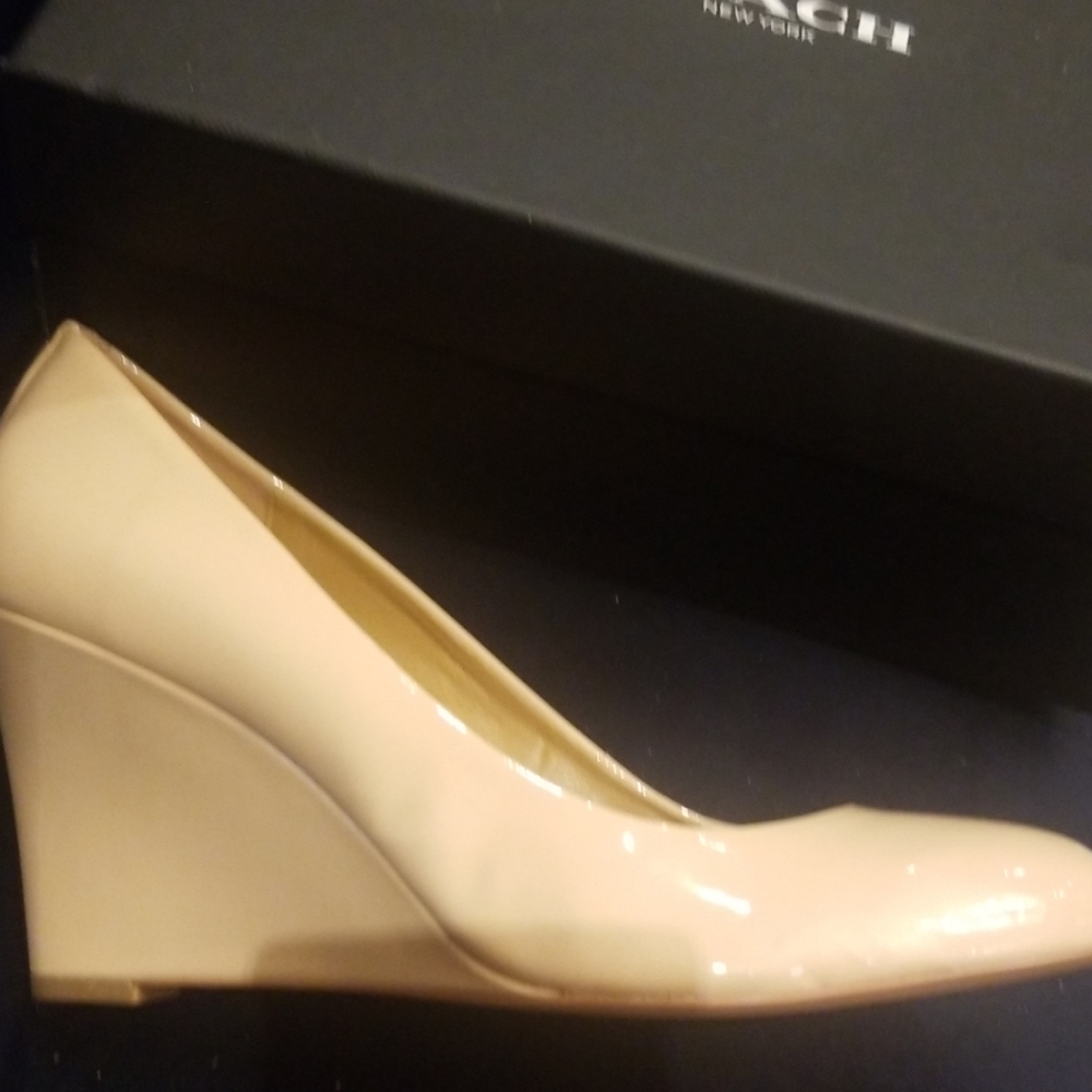 Coach beige pattern leather wedge style